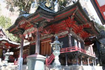 榛名神社