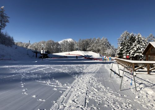 待望の天然雪が降りました 公式 プレジデントリゾート軽井沢 軽井沢スノーパーク